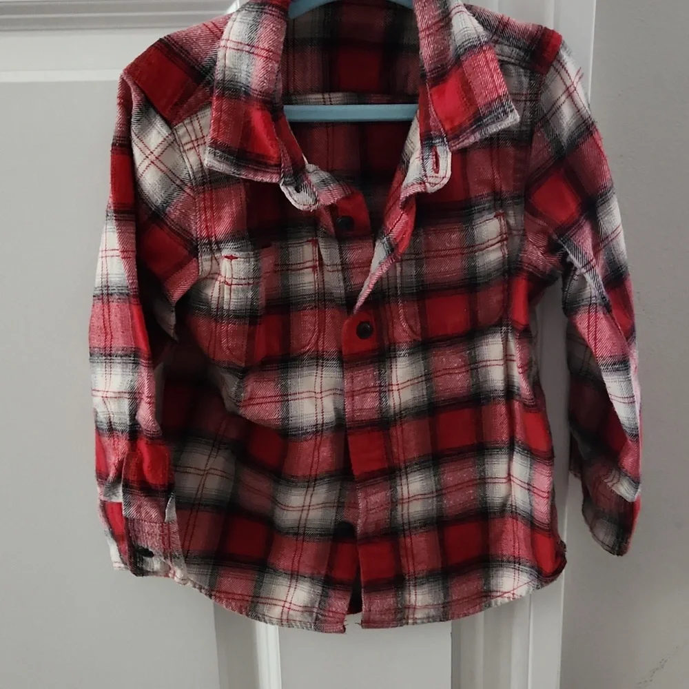 Gap Bundle Of Toddler Button Downs Size 3T - Picture 6 of 9